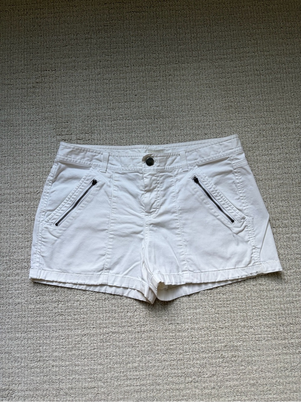 hinge White Zip Pocket Shorts